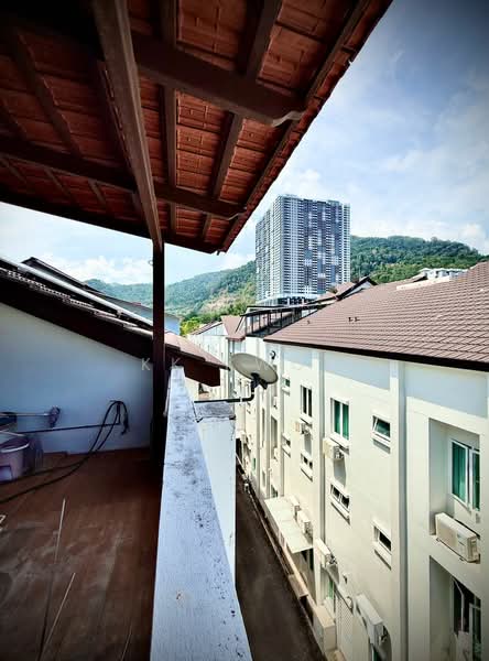 2 Permai 3-Storey Terraced House in Tanjung Bungah. untuk Untuk Dijual - RM 1,450,000, Apr 2026 - Exterior - PropertyGuru.com.my