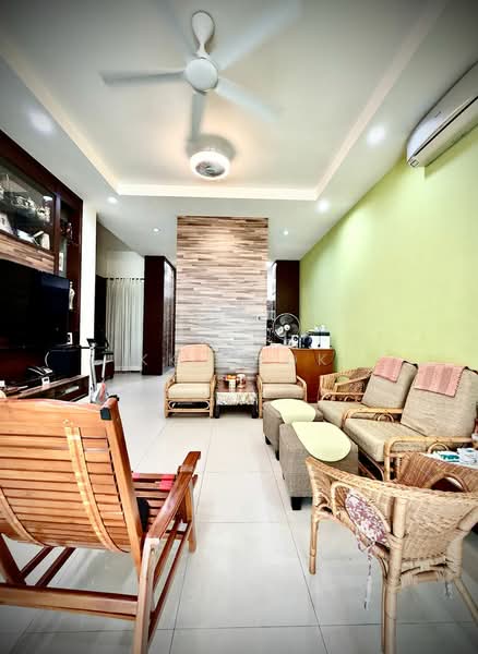 2 Permai 3-Storey Terraced House in Tanjung Bungah. untuk Untuk Dijual - RM 1,450,000, Apr 2026 - Living Room - PropertyGuru.com.my