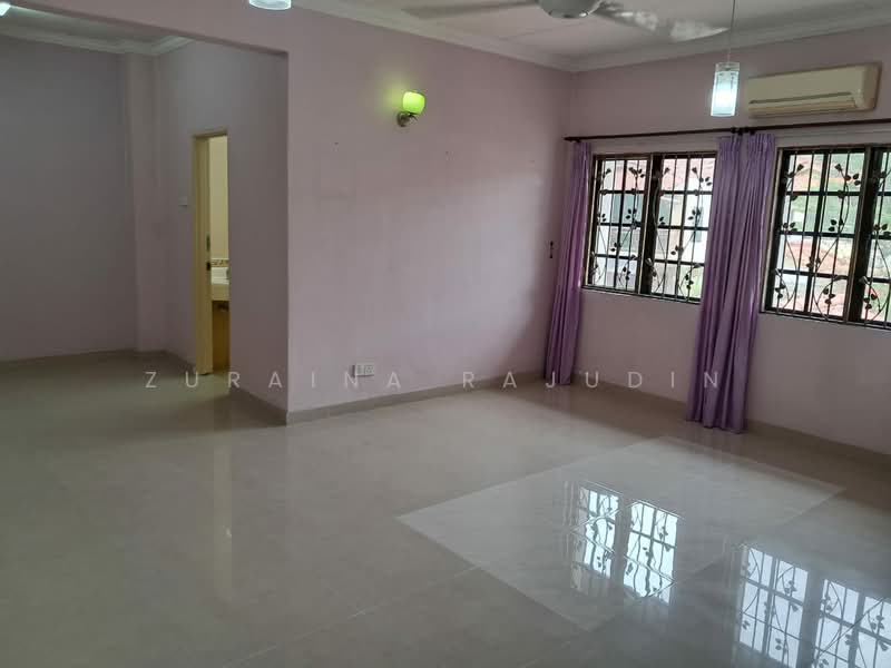 2-storey Terraced House for Sale in Bandar Tun Hussein Onn (Cheras) - Zuraina Rajudin - Living Room - PropertyGuru.com.my