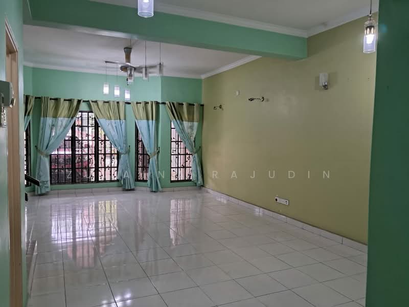 2-storey Terraced House for Sale in Bandar Tun Hussein Onn (Cheras) - Zuraina Rajudin - Living Room - PropertyGuru.com.my