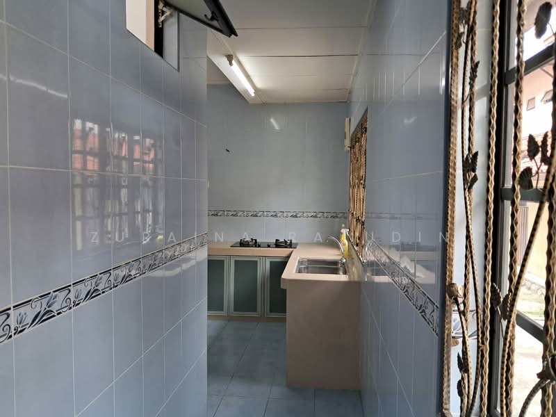 2-storey Terraced House for Sale in Bandar Tun Hussein Onn (Cheras) - Zuraina Rajudin - Kitchen - PropertyGuru.com.my