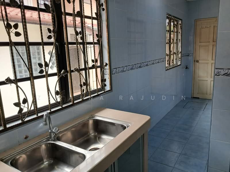 2-storey Terraced House for Sale in Bandar Tun Hussein Onn (Cheras) - Zuraina Rajudin - Kitchen - PropertyGuru.com.my