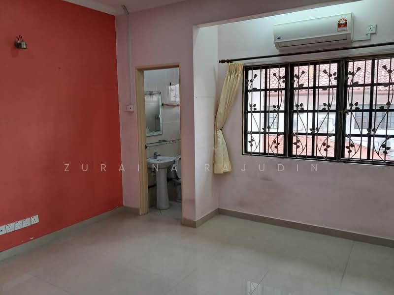 2-storey Terraced House for Sale in Bandar Tun Hussein Onn (Cheras) - Zuraina Rajudin - Interior - PropertyGuru.com.my