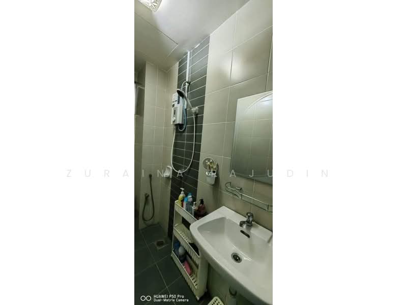 Pangsapuri Damai untuk Untuk Disewa - RM 1,600 /bulan, Feb 2026 - Bathroom - PropertyGuru.com.my