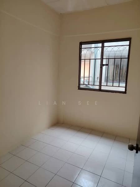Apartment for Rent at Prima Bayu Apartment - Lian See - Bedroom - PropertyGuru.com.my