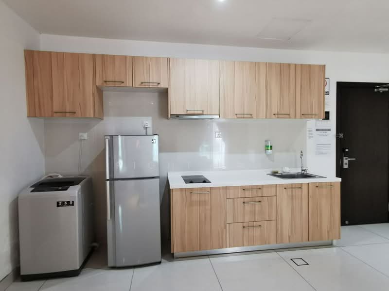 Condominium for Rent at KSL D'Esplanade Residence - Right Lam - Kitchen - PropertyGuru.com.my