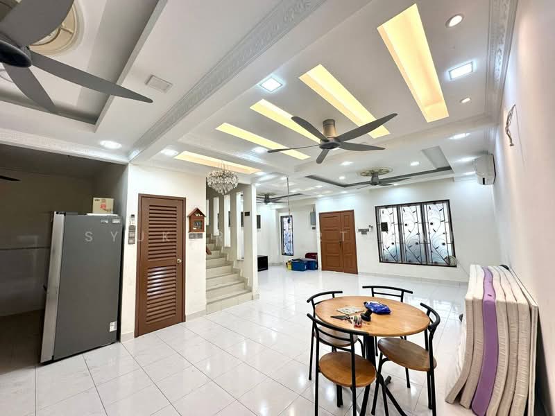 2-storey Terraced House for Sale in Rawang (Selangor) - Syukor Hartanah - Living Room - PropertyGuru.com.my