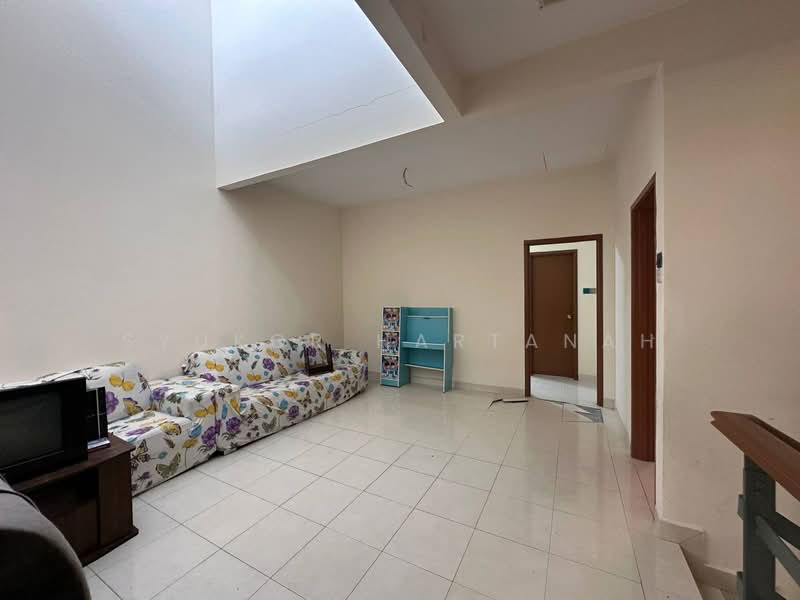 2-storey Terraced House for Sale in Rawang (Selangor) - Syukor Hartanah - Living Room - PropertyGuru.com.my