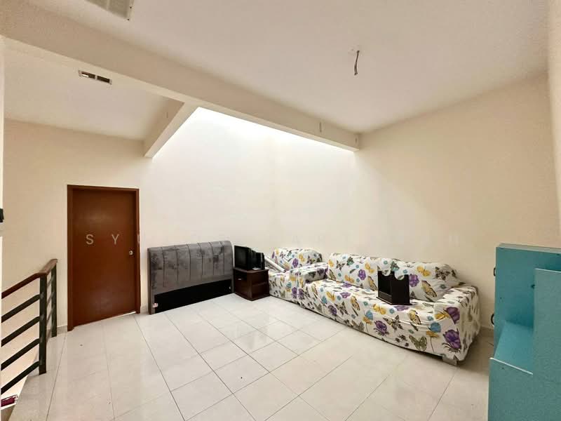 2-storey Terraced House for Sale in Rawang (Selangor) - Syukor Hartanah - Living Room - PropertyGuru.com.my