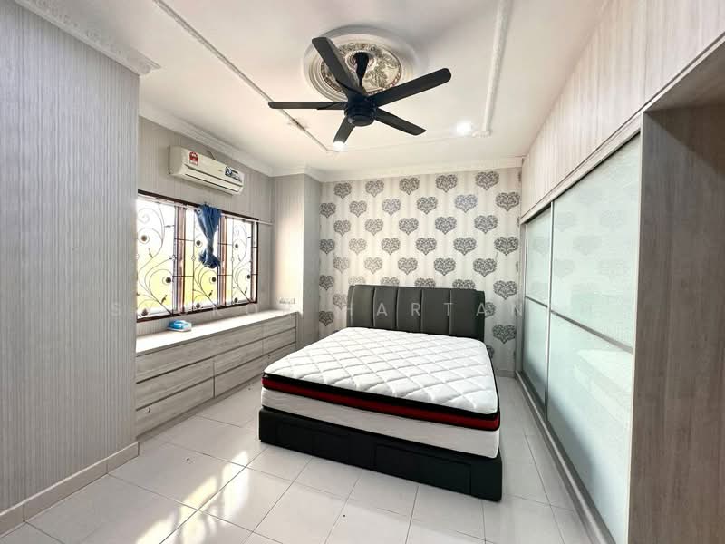 2-storey Terraced House for Sale in Rawang (Selangor) - Syukor Hartanah - Bedroom - PropertyGuru.com.my