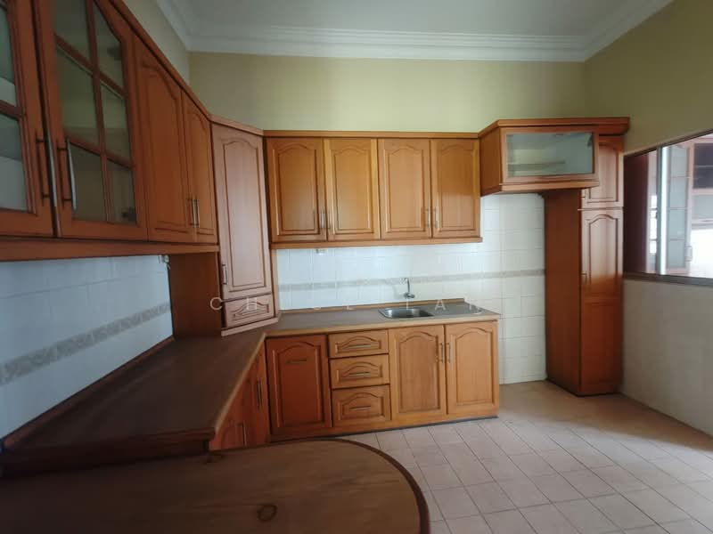 Kota Kemuning untuk Untuk Dijual - RM 900,000, Mac 2026 - Kitchen - PropertyGuru.com.my