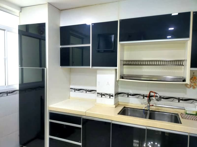 The Oasis untuk Untuk Disewa - RM 2,000 /bulan, Feb 2026 - Kitchen - PropertyGuru.com.my