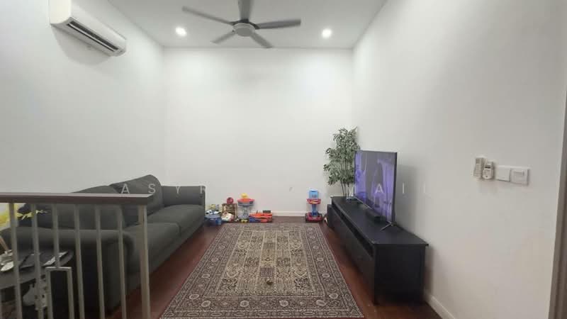 2-storey Terraced House for Sale in Cyberjaya (Selangor) - Asyraf Ismail - Living Room - PropertyGuru.com.my