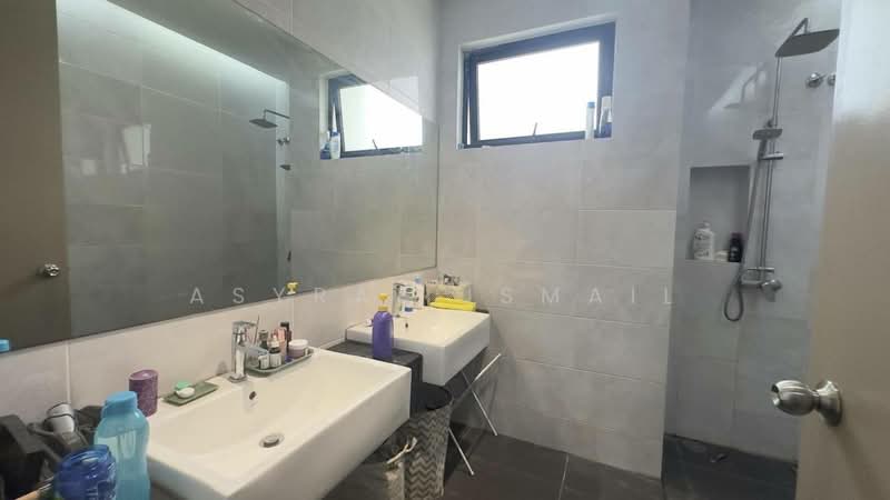 2-storey Terraced House for Sale in Cyberjaya (Selangor) - Asyraf Ismail - Bathroom - PropertyGuru.com.my