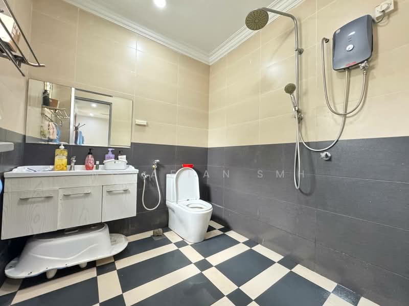 2-storey Terraced House for Sale in Bandar Seri Putra (Bangi) - Norafian SMH - Bathroom - PropertyGuru.com.my