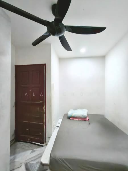 2-storey Terraced House for Sale in Tebrau (Johor) - Alan Chong - Bedroom - PropertyGuru.com.my