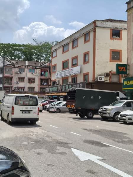 Kedai untuk Dijual di Selayang (Selangor) - Janice Yap - Exterior - PropertyGuru.com.my