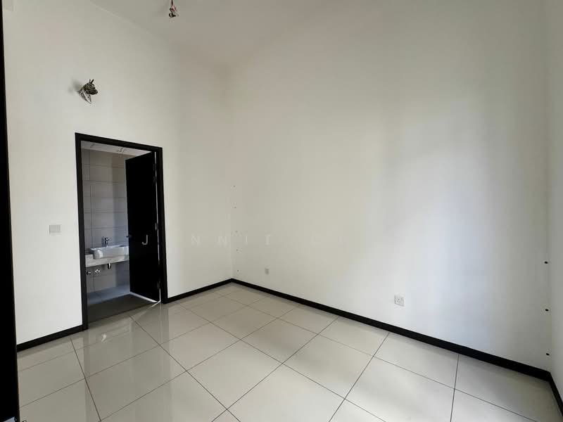 Semi-Detached House for Sale in Telok Panglima Garang (Selangor) - Jennie Chew - Interior - PropertyGuru.com.my