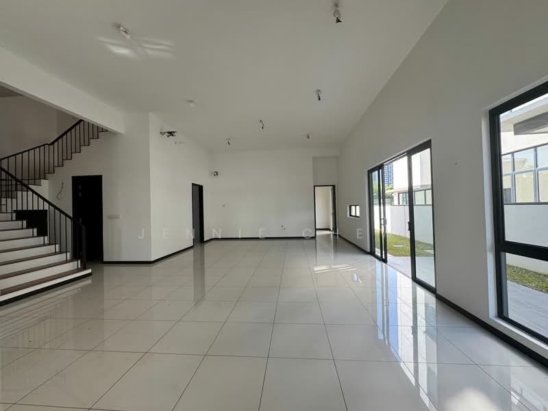 Semi-Detached House for Sale in Telok Panglima Garang (Selangor) - Jennie Chew - Living Room - PropertyGuru.com.my