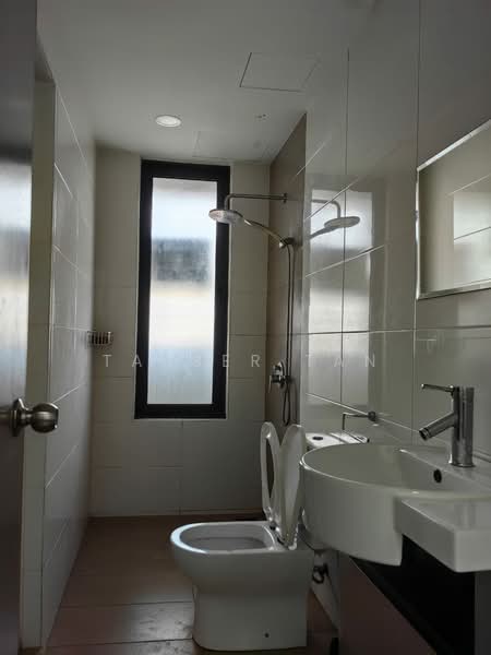 Service Residence for Rent at SkyVille 8 @ Benteng 8 - Tabber Tan - Bathroom - PropertyGuru.com.my