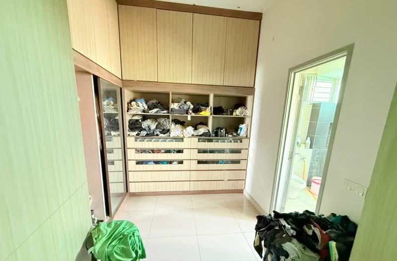 Semi-Detached House for Sale in Nusa Duta (Iskandar Puteri (Nusajaya)) - Ace Tan - Wardrobe - PropertyGuru.com.my