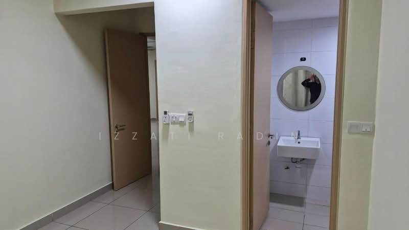 Service Residence for Rent at De Centrum Residences - Izzati Radin - Bathroom - PropertyGuru.com.my