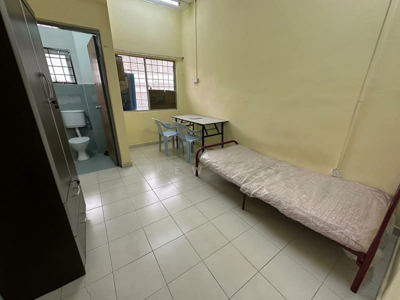 Terraced House for Sale in Bandar Sungai Long (Selangor) - Kew . - PropertyGuru.com.my