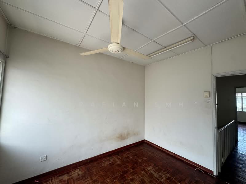 Taman Kelab Ukay untuk Untuk Dijual - RM 675,000, Feb 2026 - Interior - PropertyGuru.com.my