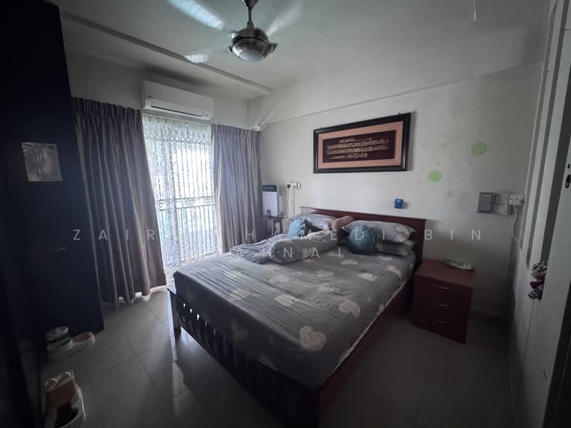 Condominium for Sale at Seri Raja Chulan - Zairul Hamedi Bin Zainal - Bedroom - PropertyGuru.com.my