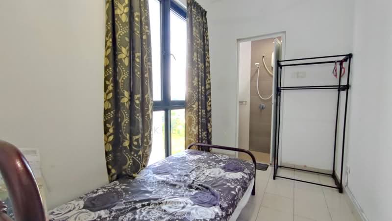 Service Residence for Rent at SkyVille 8 @ Benteng 8 - Kew . - Bedroom - PropertyGuru.com.my