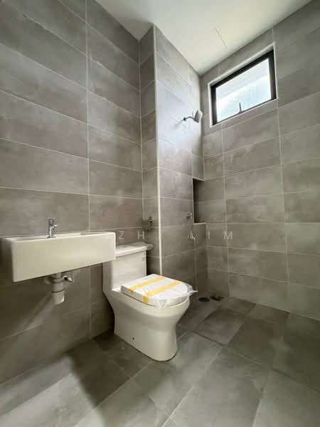 Cluster House for Sale in Iskandar Puteri (Nusajaya) (Johor) - Yuzhi Lim - Bathroom - PropertyGuru.com.my