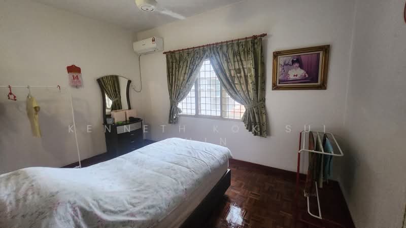 Apartment for Sale at Fairville - Kenneth Kok Sui Kuin - Bedroom - PropertyGuru.com.my