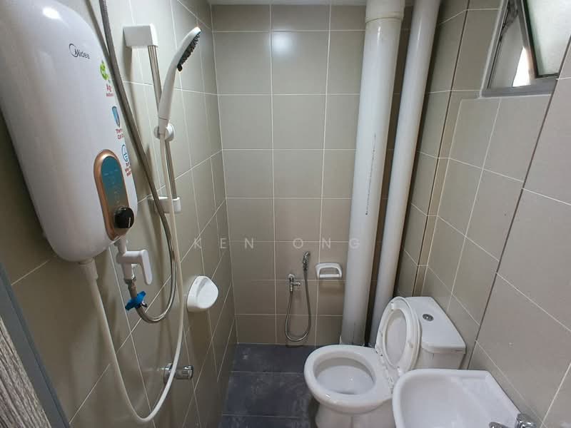 Flat for Rent at CASA JASMINE - Ken Ong - Bathroom - PropertyGuru.com.my