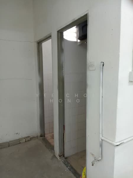 Shop for Rent in Taman Impian Ria (Bukit Mertajam) - Yee Choi Hong - Interior - PropertyGuru.com.my
