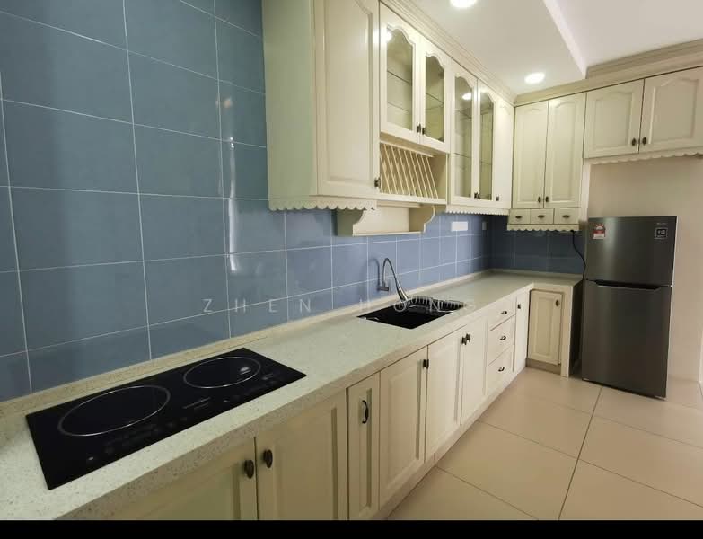 Service Residence for Rent at Woodsbury Suites - Zhen Hong - Kitchen - PropertyGuru.com.my