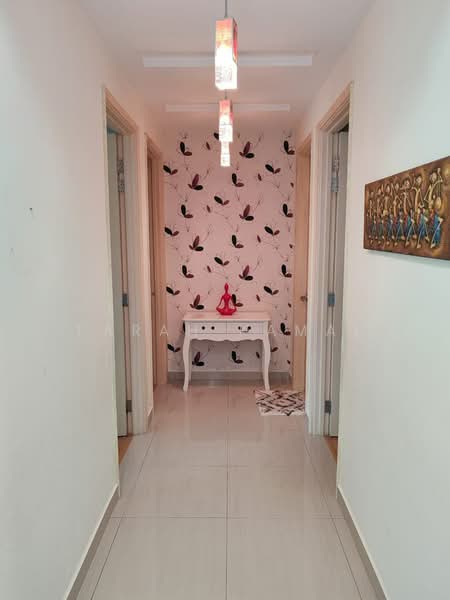 Service Residence for Rent at Saville @ Melawati - Farah Kamal - Corridor - PropertyGuru.com.my