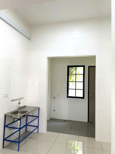 Eco Meadows – Northampton Terraces untuk Untuk Disewa - RM 1,680 /bulan, Mac 2026 - Kitchen - PropertyGuru.com.my