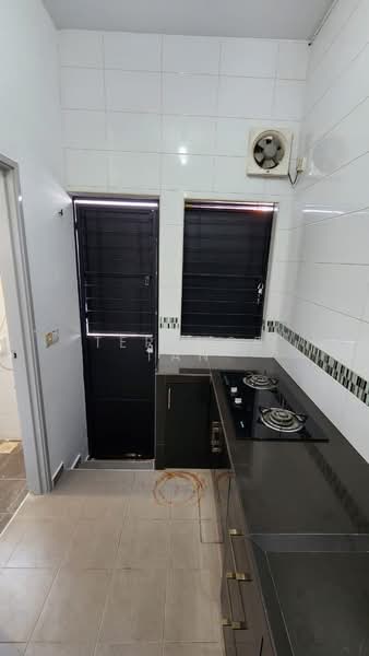2-storey Terraced House for Sale in Taman Setia Indah (Tebrau) - Terence Tan - Kitchen - PropertyGuru.com.my