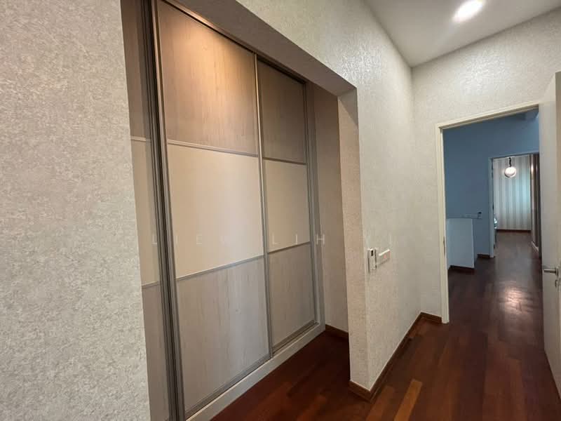 Cluster House for Sale in Iskandar Puteri (Nusajaya) (Johor) - Liew Lih Yi - Corridor - PropertyGuru.com.my