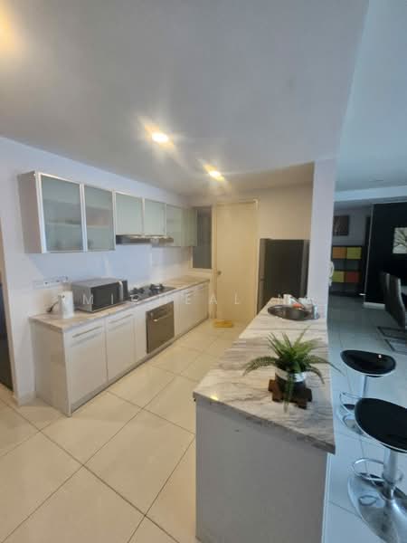 Condominium for Sale at The Maple Condominium - Micheal Ng - Kitchen - PropertyGuru.com.my
