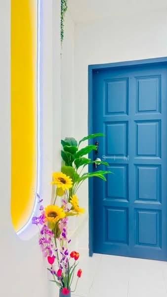 Taman Universiti untuk Untuk Dijual - RM 410,000, Feb 2026 - Entrance - PropertyGuru.com.my