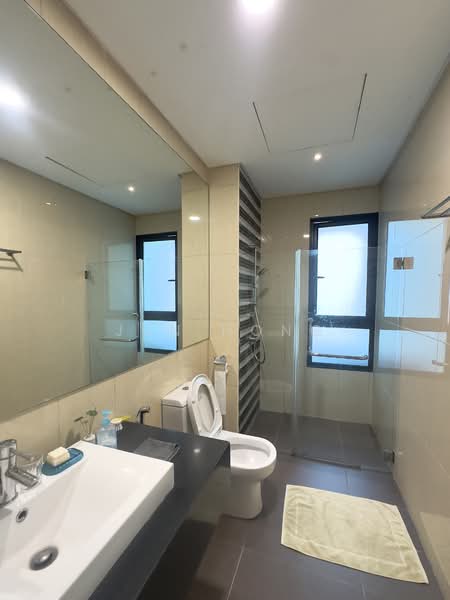 LaCosta @ Sunway South Quay untuk Untuk Dijual - RM 962,000, Feb 2026 - Bathroom - PropertyGuru.com.my