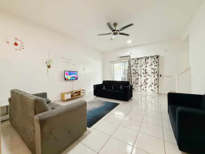2-storey Terraced House for Sale in Seremban 2 (Negeri Sembilan) - M.J Zairin - Living Room - PropertyGuru.com.my