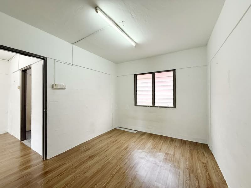 Flat for Sale at Flat Taman Melati Blok C - M.J Zairin - Interior - PropertyGuru.com.my