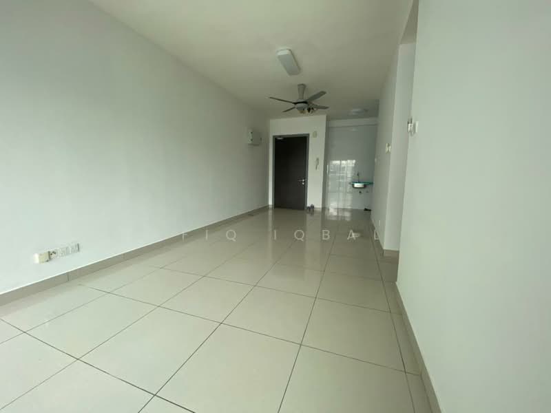 KL Traders Square untuk Untuk Disewa - RM 1,900 /bulan, Feb 2026 - Living Room - PropertyGuru.com.my