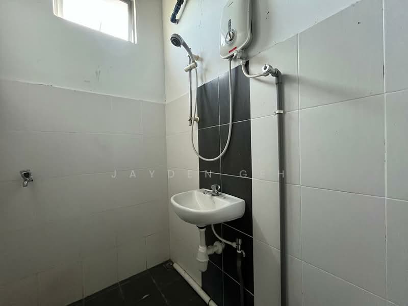 Shop for Rent in Alor Setar (Kedah) - Jayden Geh - Bathroom - PropertyGuru.com.my