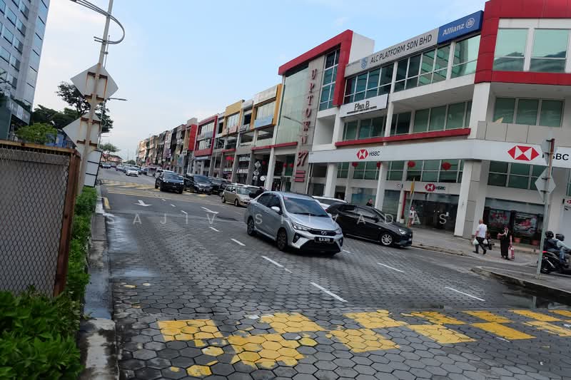 Shop / Office for Rent in SS 21, Damansara Utama (Petaling Jaya) - Sajiv Shivadas - Exterior - PropertyGuru.com.my