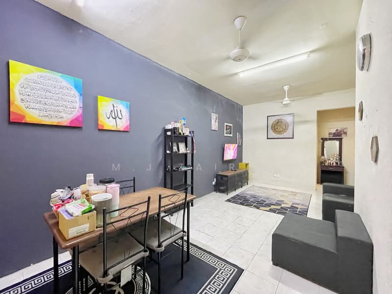 Apartment for Sale at Permai Seri - M.J Zairin - Living Room - PropertyGuru.com.my