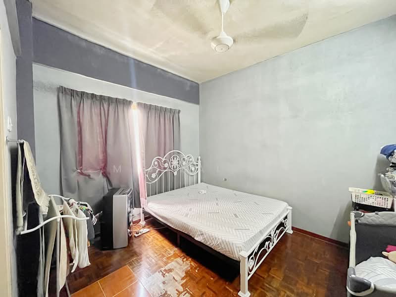 Apartment for Sale at Permai Seri - M.J Zairin - Bedroom - PropertyGuru.com.my