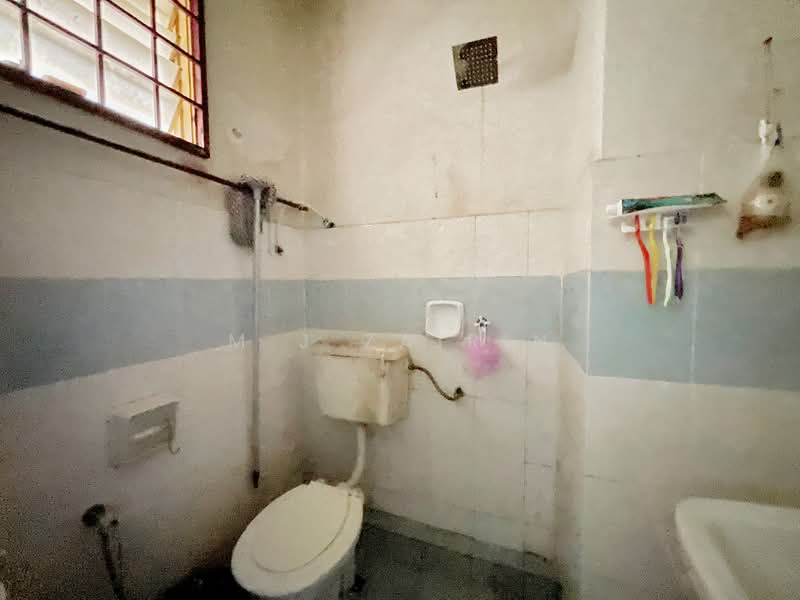 Apartment for Sale at Permai Seri - M.J Zairin - Bathroom - PropertyGuru.com.my